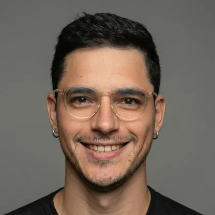 Foto do consultor sorrindo